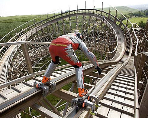 extreme-roller-coaster-skating